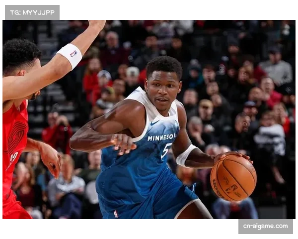 人物特写：全明星中锋xxx专访：谈休赛期增重以应对季后赛级别的低位攻防